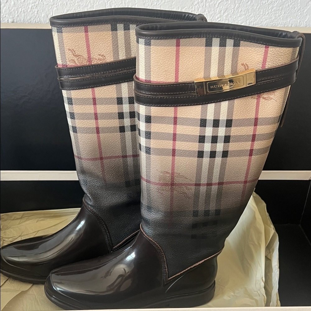 Authentic Burberry Women's Plaid Winter Boots - Black, Brown, Cream